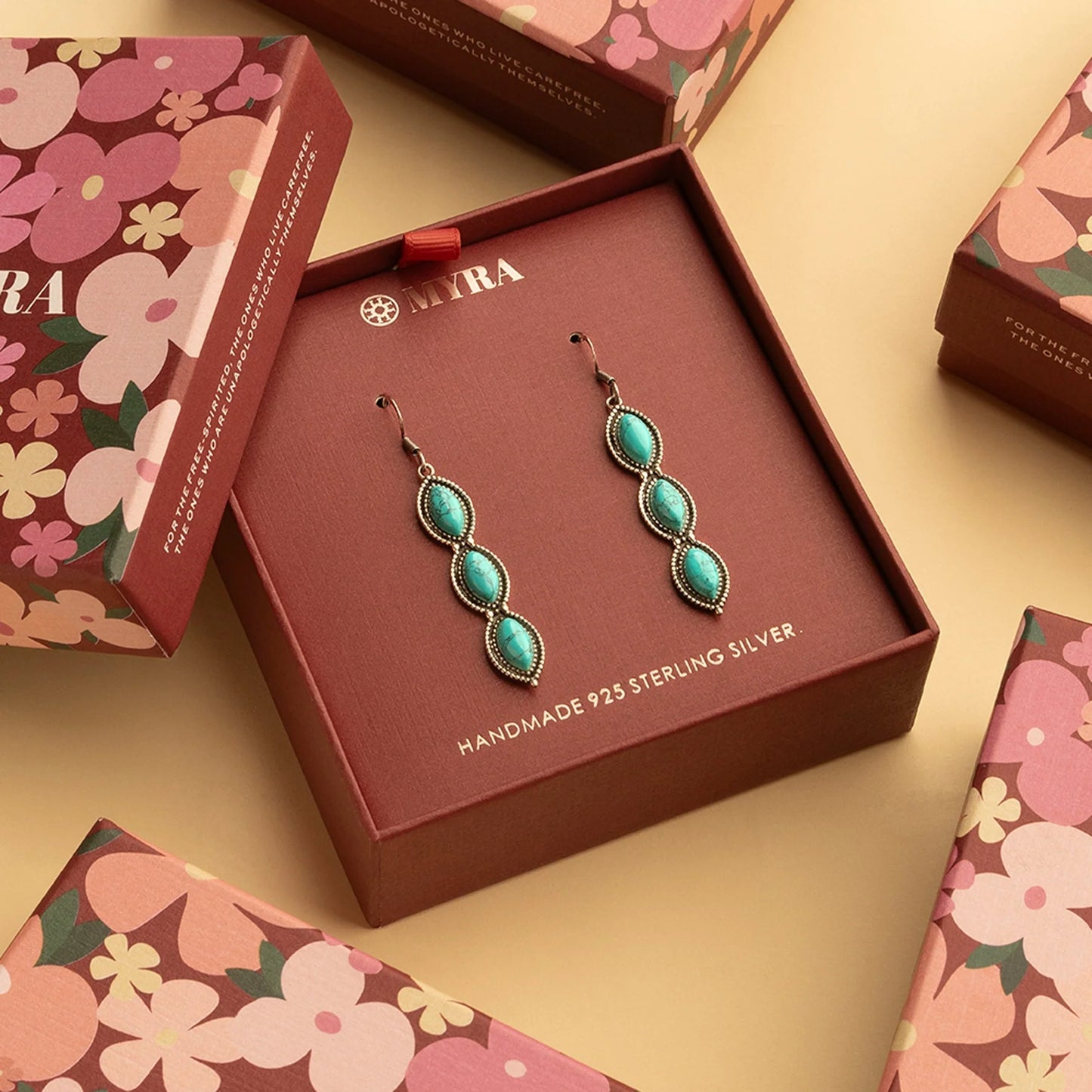 Myra Tres Strellas Earrings