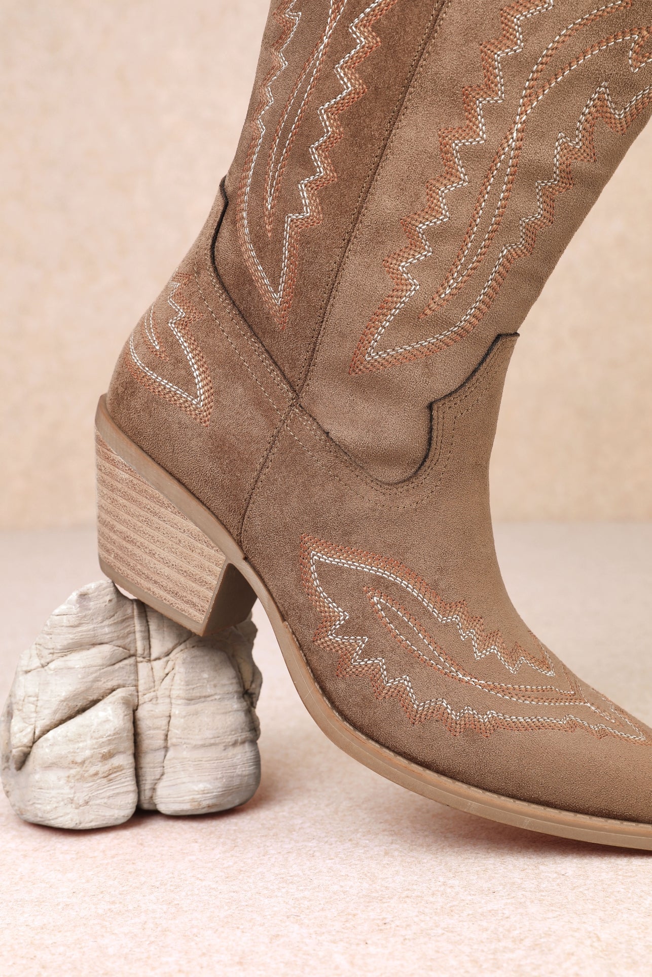 Backroad Darling Taupe Western Boots