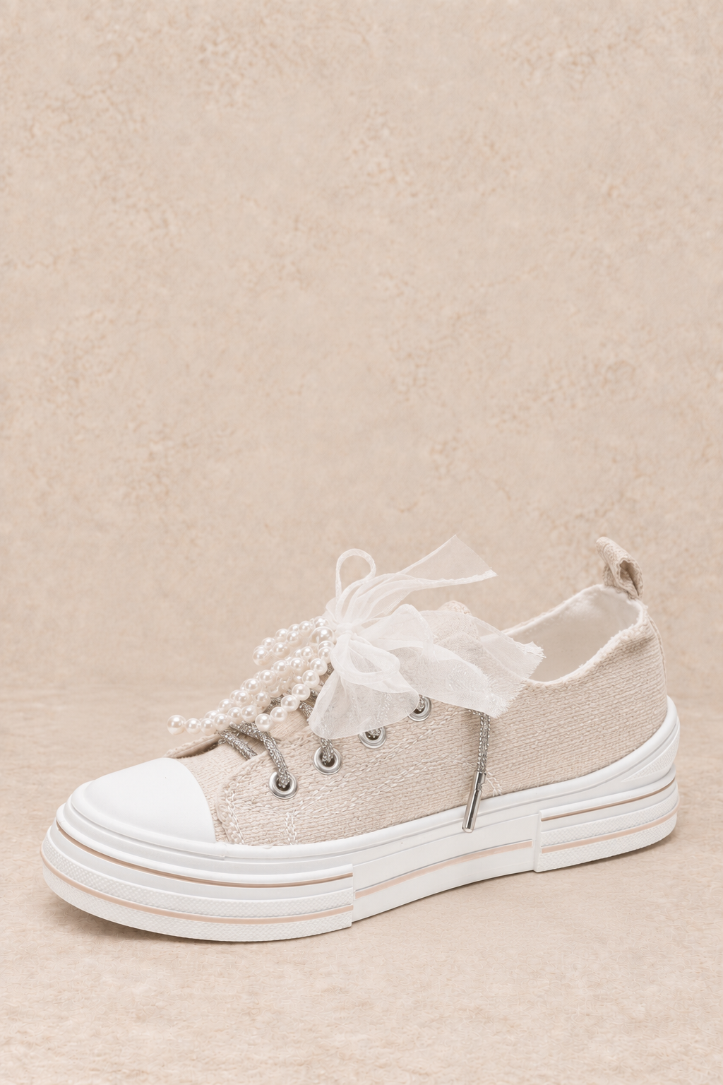 Written in Rhinestones Heart Very G Aman Platform Sneakers